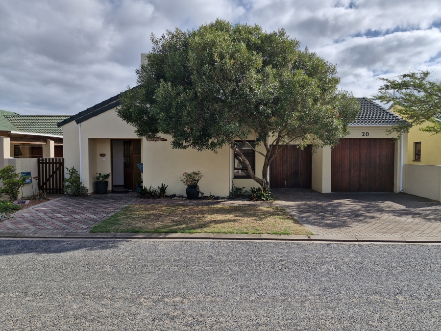 3 Bedroom Property for Sale in Stilbaai Wes Western Cape